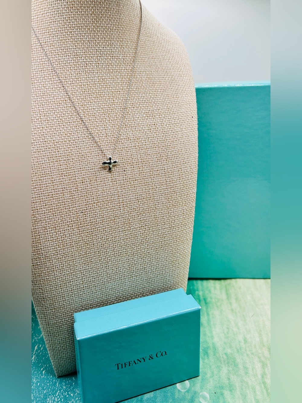 Tiffany & Co. Authentic Elsa Peretti sterling silver Dove Cross necklace 15” Ret